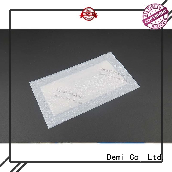 Demi absorbent chicken absorbent pad maintaining great product presentation for home