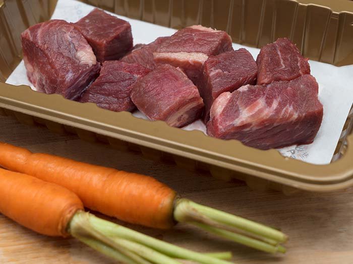 Demi tray absorbent meat pads to ensure the best possible food for food