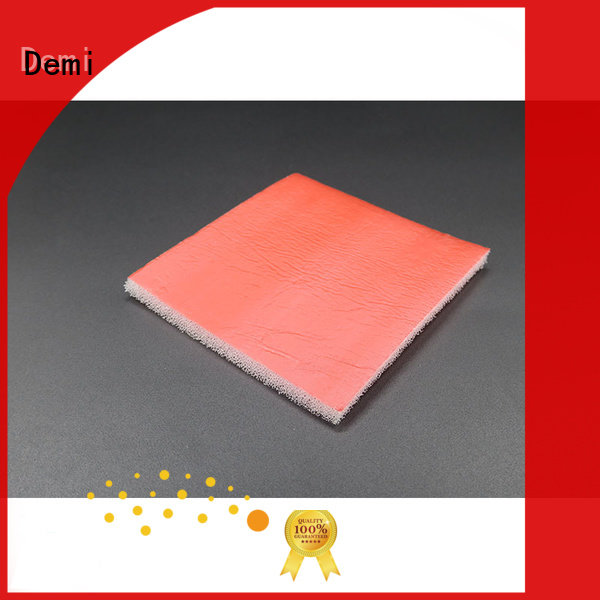 Demi universal absorbent pads maintaining great product presentation for fruit